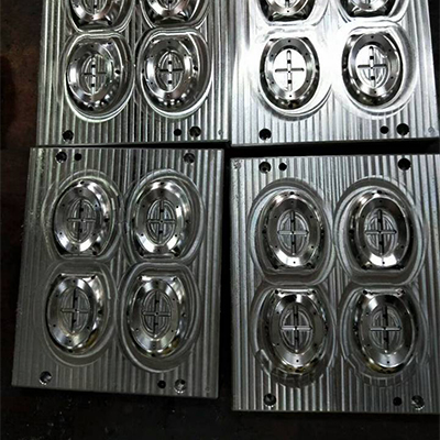 low-volume-injection-molding-companies